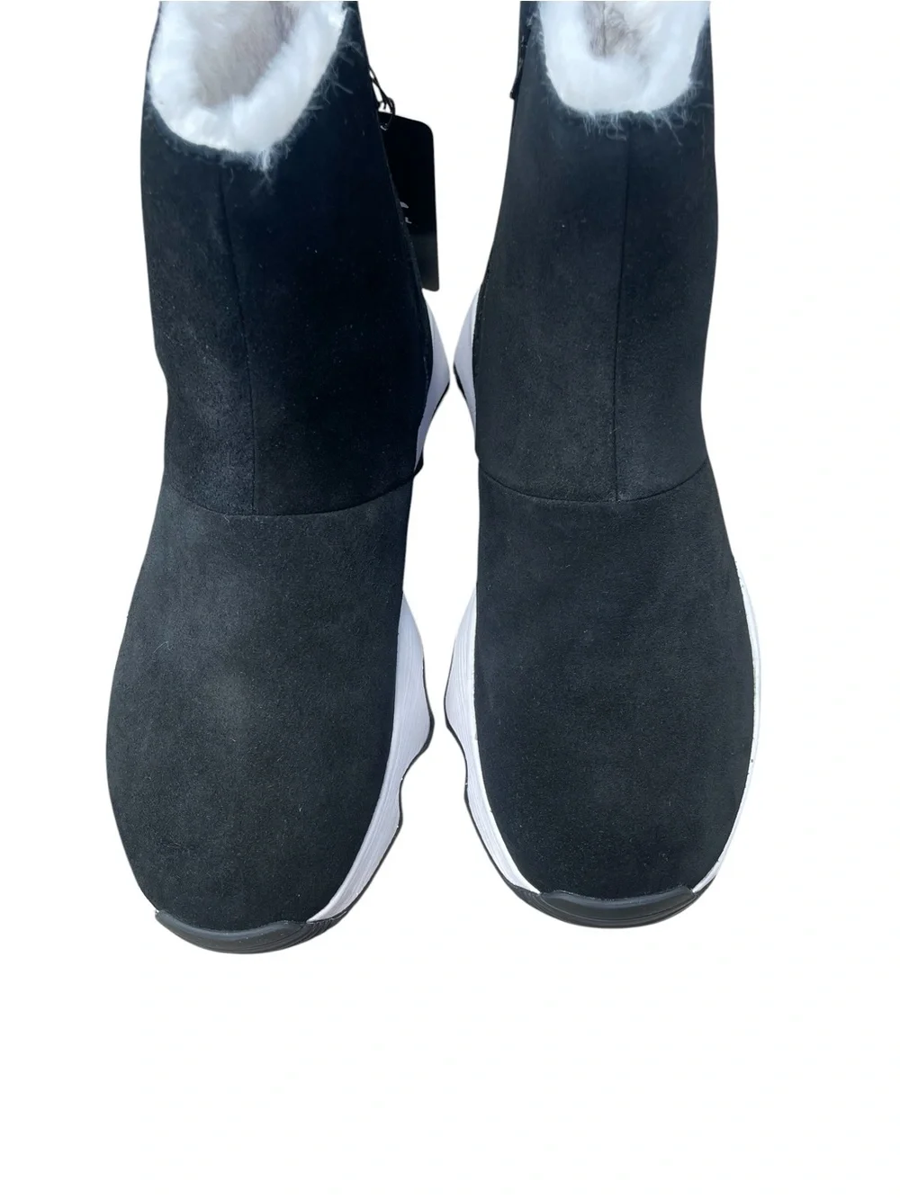 Sorel intend wavy